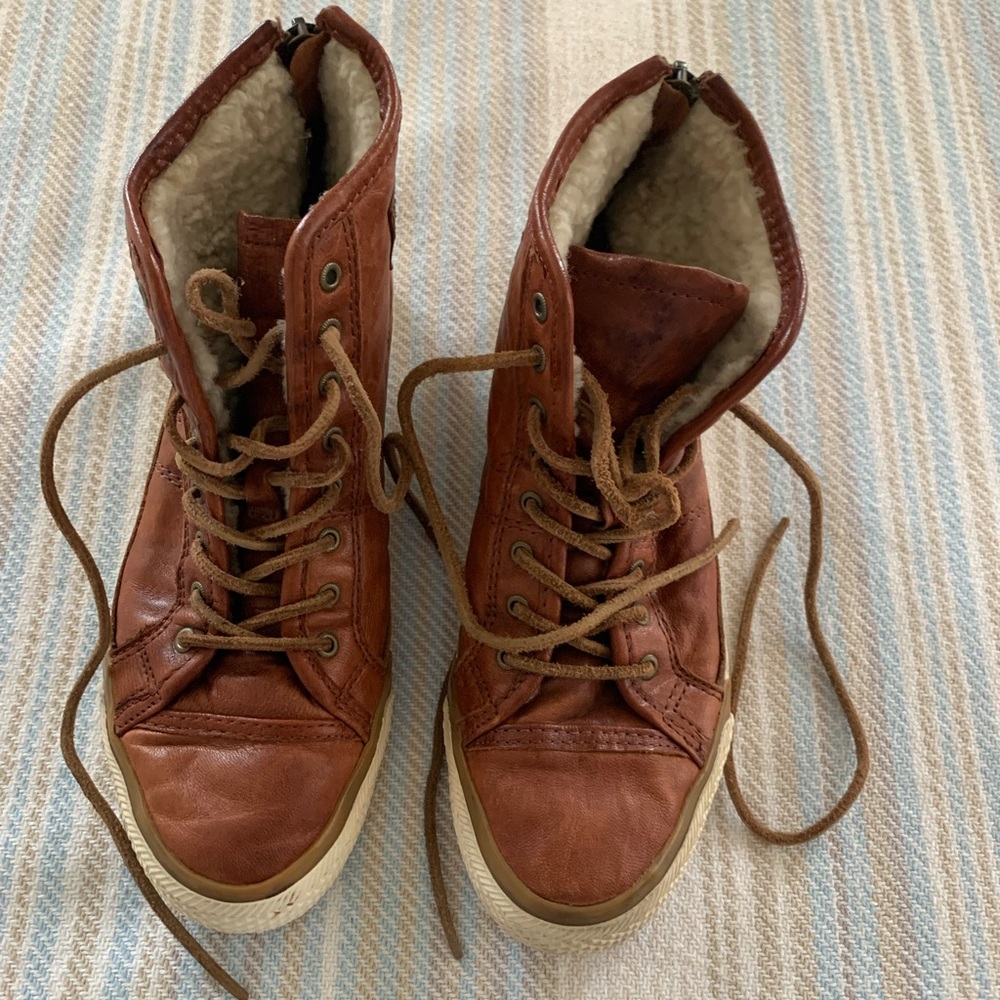 Frye Brand Ladies Leather Shoes